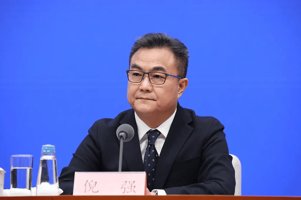 打虎<strong></p>
<p>体验金理财</strong>！海南省委常委、秘书长倪强被查