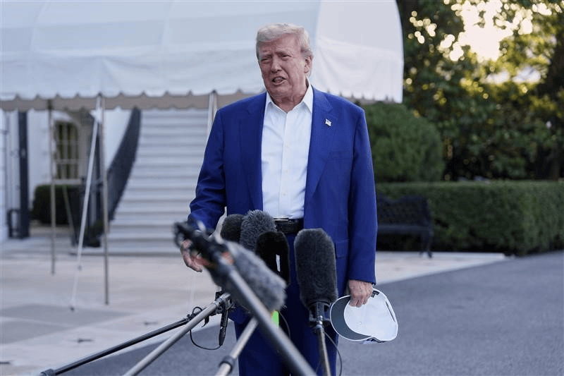 呦<strong></p>
<p>体验金理财</strong>，泽连斯基穿西装了，那边是十万人规模之战！