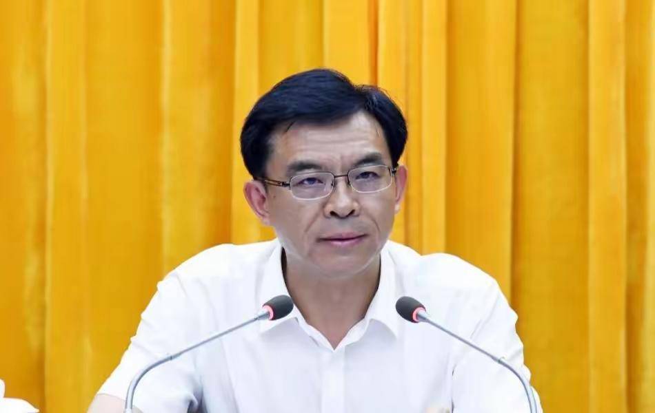 搞权色交易！贵州省人大常委会法工委原副主任陈少荣被“双开”<strong></p>
<p>高利息理财</strong>，曾任安顺市委书记