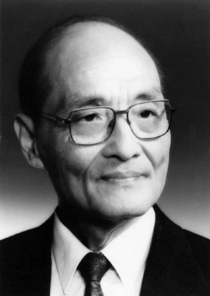 巨星陨落<strong></p>
<p>啄米理财</strong>！于21时43分逝世