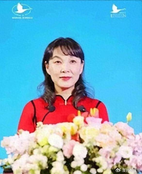 杜建英大学旧照曝光<strong></p>
<p>理财与存款</strong>，难怪能上位！两儿子名字暗藏深意，手握股权