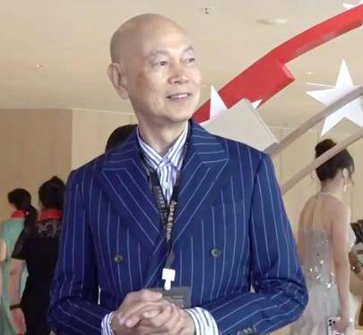 知名男演员自曝正注射女性荷尔蒙<strong></p>
<p>理财新浪</strong>，原因让人心碎
