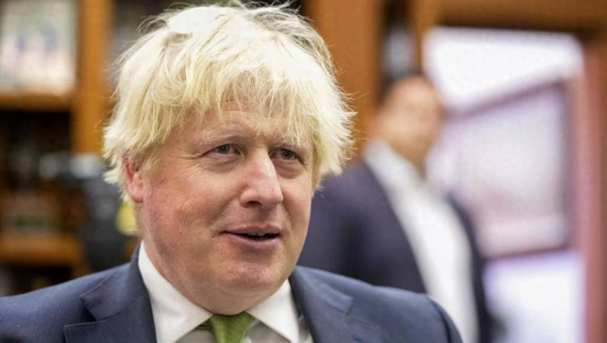 英国前首相约翰逊接受英媒采访：英国对乌克兰“缺乏兴趣”<strong></p>
<p>商业银行个人理财业务</strong>，我“非常难过”