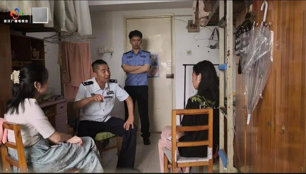十分紧急！女研究生即将出境<strong></p>
<p>ptp理财</strong>，武汉警方火速拦截
