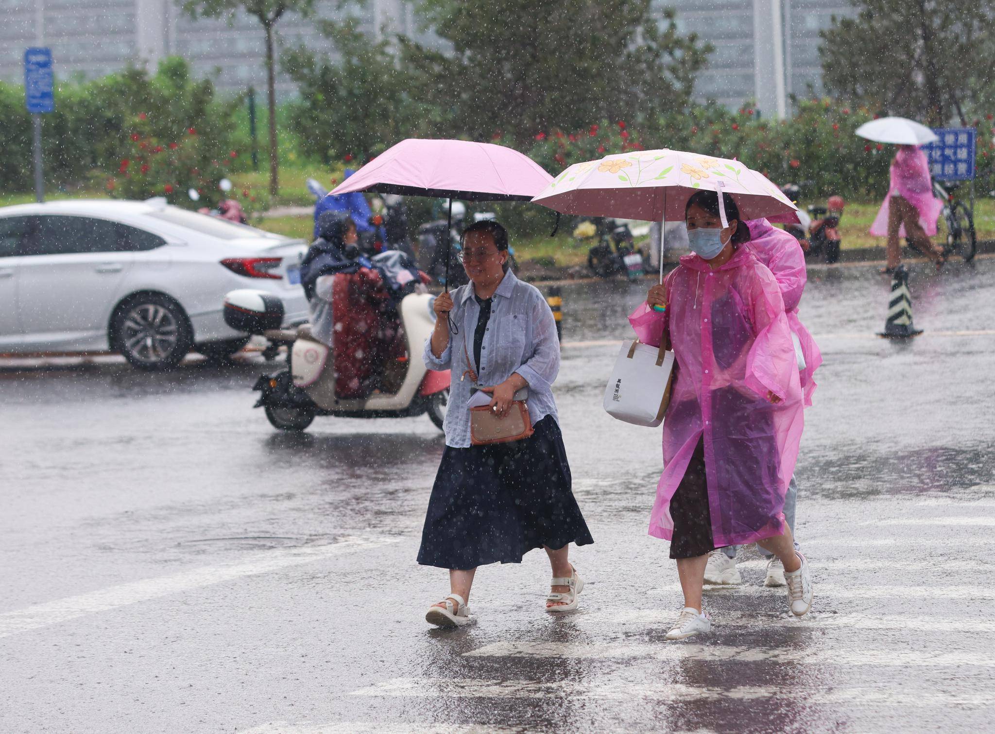 今年北方降雨为何极端<strong></p>
<p>ptp理财</strong>？