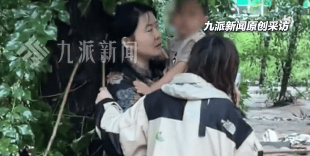 强降雨致河北一露营地突发山洪<strong></p>
<p>泉州理财</strong>，多人被困，亲历者：大家抱着一棵树坚持了7个小时