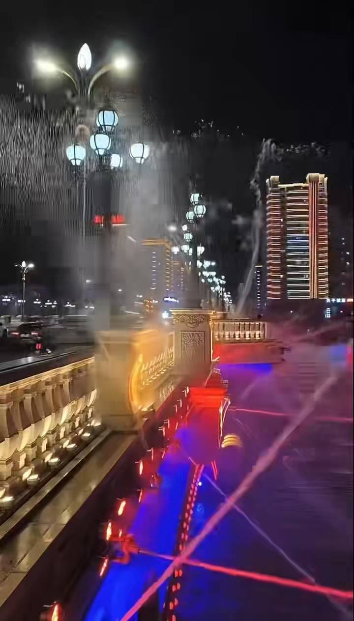 “路过的都没放过！”吉林延吉一喷泉转向喷向人行道<strong></p>
<p>理财风险低</strong>，当地：已恢复，是程序设定问题