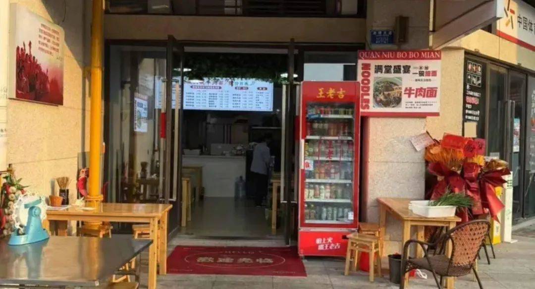 女生曝打暑假工被餐馆老板强行按摩碰到隐私部位猥亵<strong></p>
<p>理财风险低</strong>，因无监控证据求助！重庆警方介入