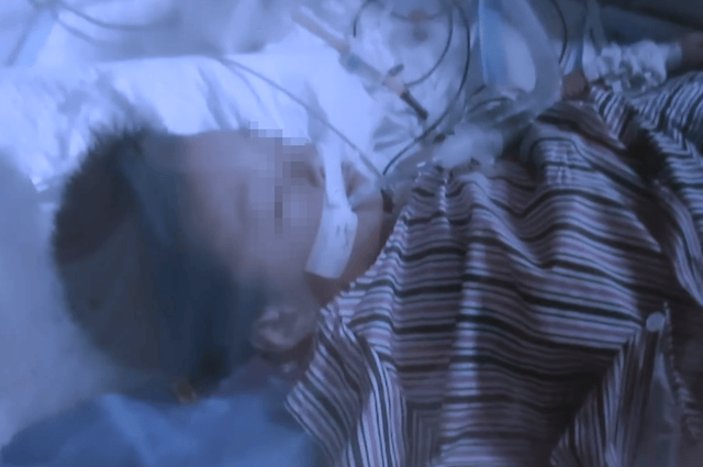 卧室门打不开<strong></p>
<p>如何投资理财产品</strong>，爸爸接了通电话，撬门后发现4岁半儿子从22楼坠落，蜷缩在一楼绿化带……