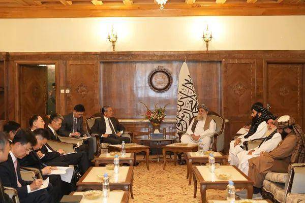 阿富汗总理阿洪德:绝不允许任何势力利用阿领土威胁中国<strong></p>
<p>理财稳健</strong>,将始终同中国站在一起