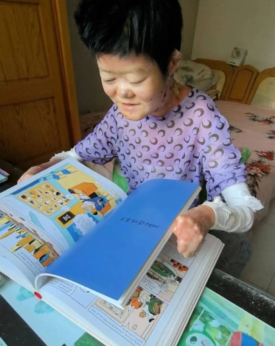 医生断言“活不过2岁”的郑州罕见病女孩<strong></p>
<p>零钱包理财</strong>，24岁“带伤出征”，开启西藏之行