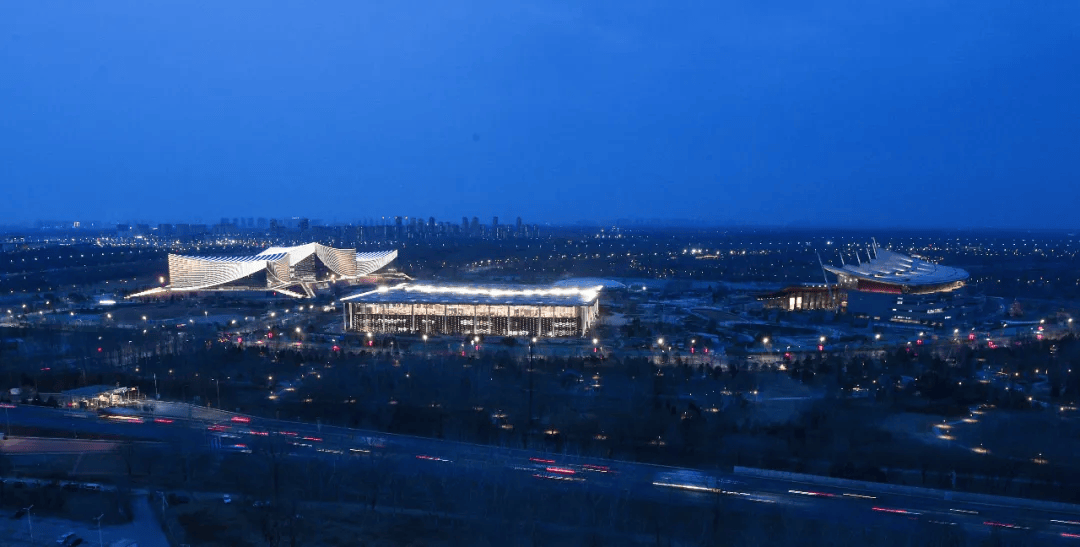 北京:市级机关搬迁基本完成<strong></p>
<p>理财投资排行榜</strong>,退出一般制造业企业超3000家,城乡建设用地累计减量150平方公里