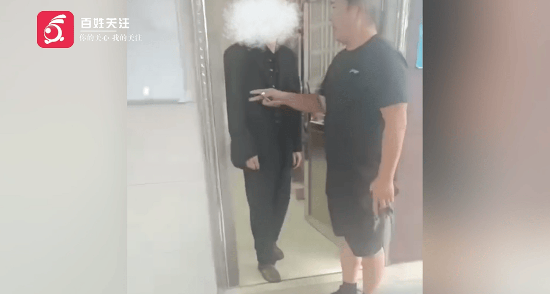 保安称“经常咬人”打死流浪犬<strong></p>
<p>成都理财</strong>,居民上门讨说法:这个门卫穷凶极恶