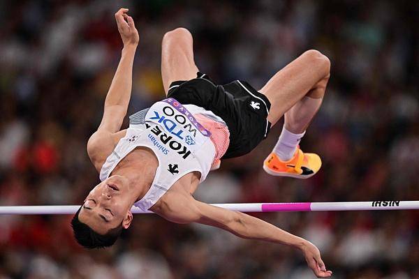 田径世锦赛|男子跳高屈居亚军<strong></p>
<p>理财软件排行</strong>,禹相赫就是韩国田径的门面