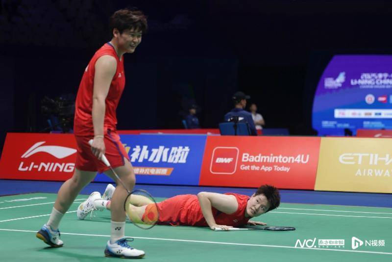 中国羽毛球大师赛16强战<strong></p>
<p>保息理财产品</strong>,国羽五项锁定11个八强席位