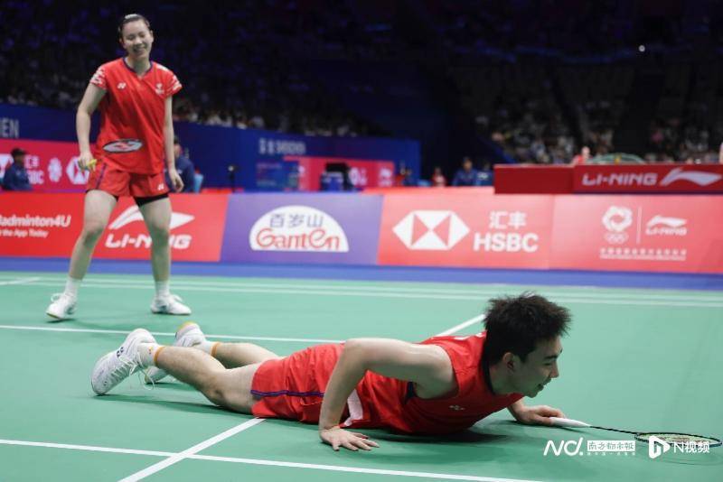 中国羽毛球大师赛16强战<strong></p>
<p>保息理财产品</strong>,国羽五项锁定11个八强席位