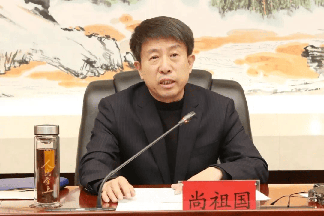 中纪委连发11人被查<strong></p>
<p>p2p理财好</strong>，副部级“老虎”落马