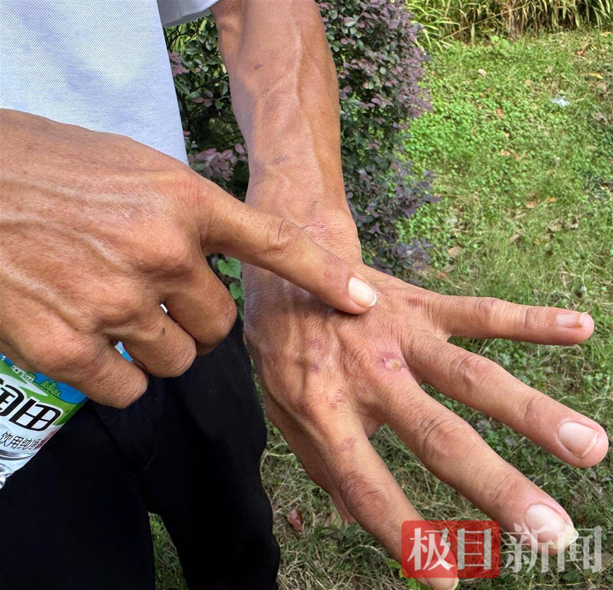 “鸡排哥”赚得盆满钵满购置多套房产?当事人幽默回应:还没到一个亿<strong></p>
<p>赚吧理财</strong>,你多来,我才能多卖2份