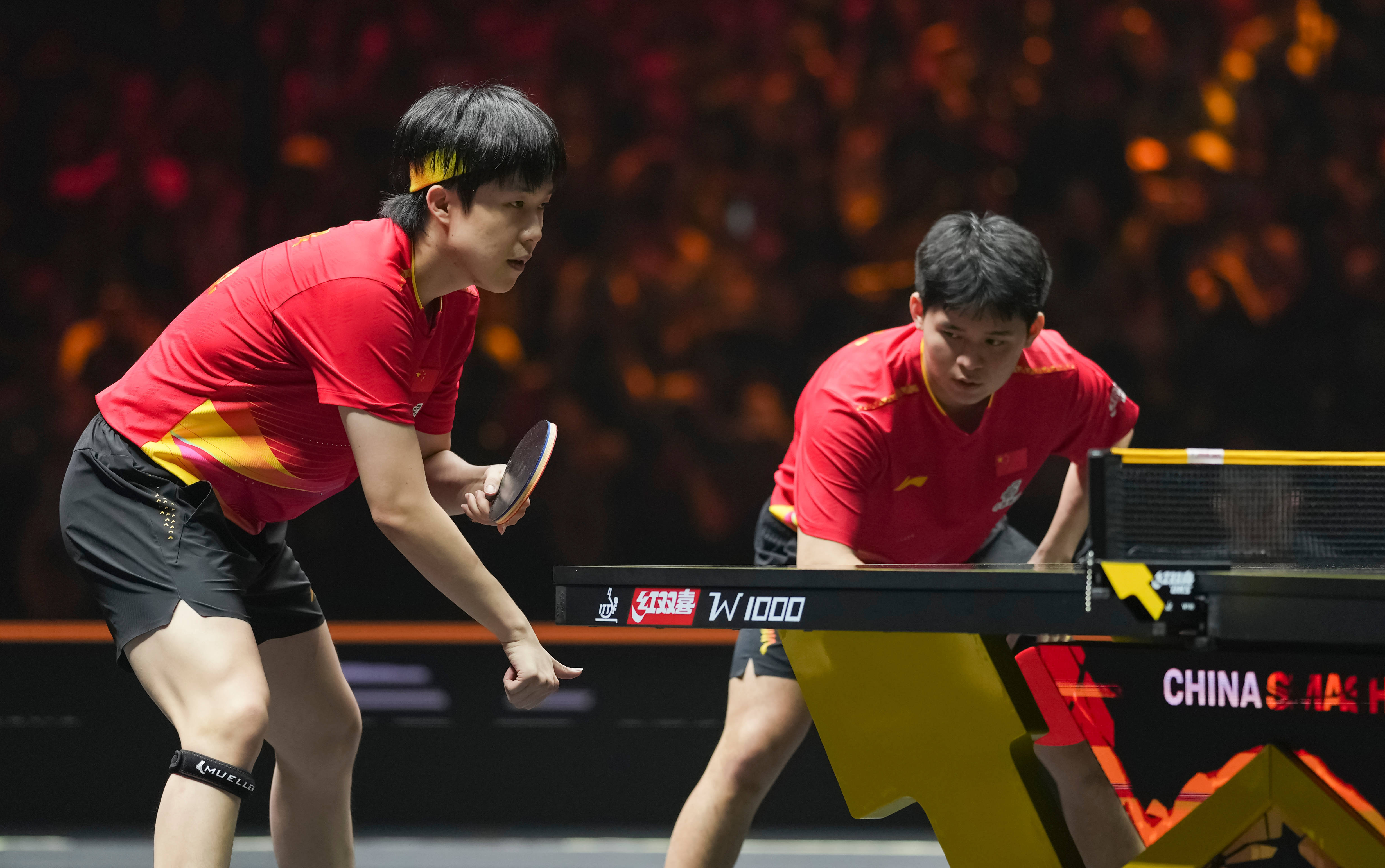 (体育)乒乓球——WTT中国大满贯赛:林诗栋/王楚钦晋级男双四强