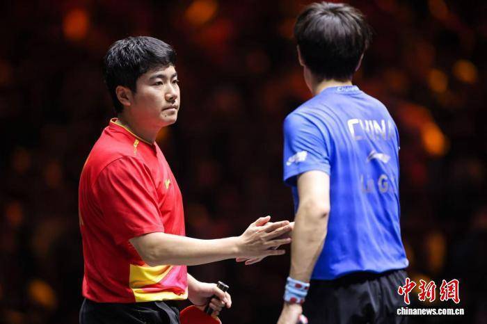 WTT中国大满贯赛现场直击：掌声致敬对手 也致敬每一份坚持
