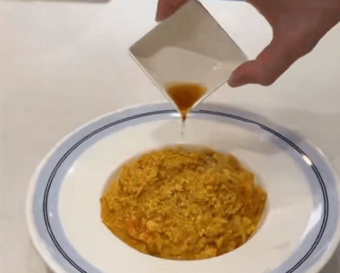 知名男歌手突然现身陌生人婚礼<strong></p>
<p>理财风险</strong>,并随礼999元!