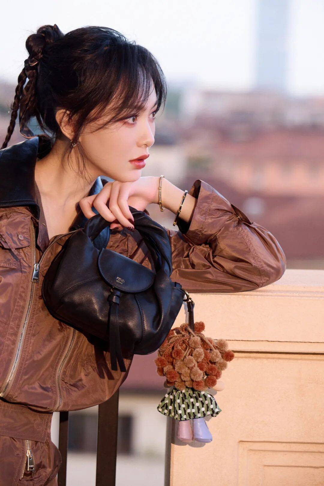 时装周上的女明星<strong></p>
<p>理财风险</strong>,秋冬氛围感一键封顶!