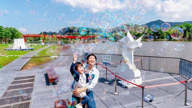 突破200万人次<strong></p>
<p>风险低的理财</strong>!深圳科技馆成大湾区文旅新顶流