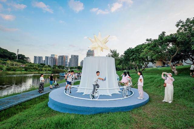 突破200万人次<strong></p>
<p>风险低的理财</strong>!深圳科技馆成大湾区文旅新顶流