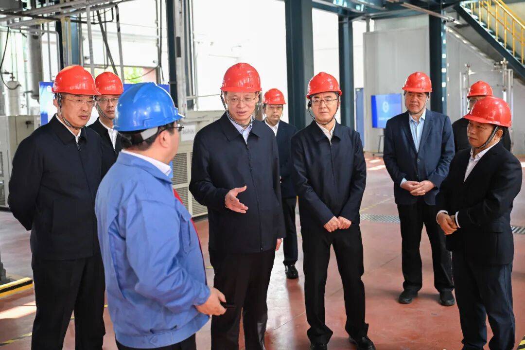 新任辽宁省委书记许昆林<strong></p>
<p>券商理财产品</strong>,到大连调研