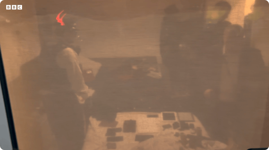 凯特患癌竟因辉瑞疫苗?伦敦4万被盗手机直飞香港<strong></p>
<p>券商理财产品</strong>,比贩毒暴利产业链曝光…