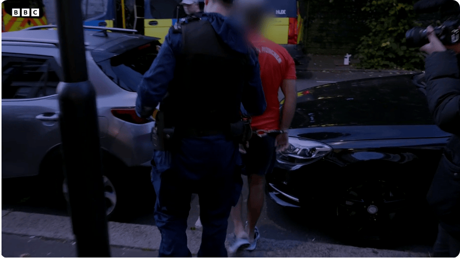 凯特患癌竟因辉瑞疫苗?伦敦4万被盗手机直飞香港<strong></p>
<p>券商理财产品</strong>,比贩毒暴利产业链曝光…