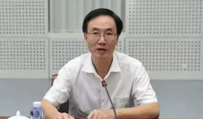 打"虎"！乌兰<strong></p>
<p>p2p网贷理财</strong>，任上被查