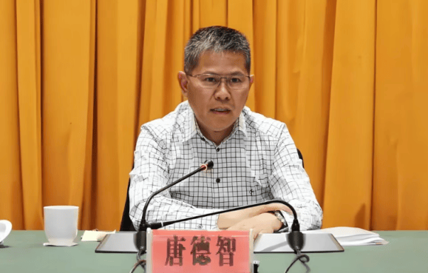 打"虎"！乌兰<strong></p>
<p>p2p网贷理财</strong>，任上被查