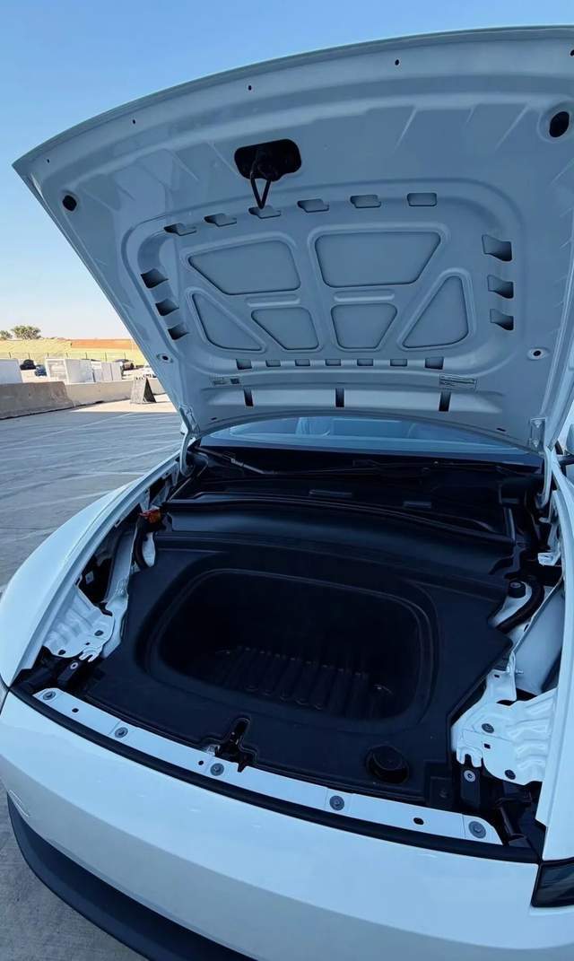 将特斯拉砍成“铁皮房”的<strong></p>
<p>p2p网贷理财</strong>，是马斯克新的万亿对赌协议