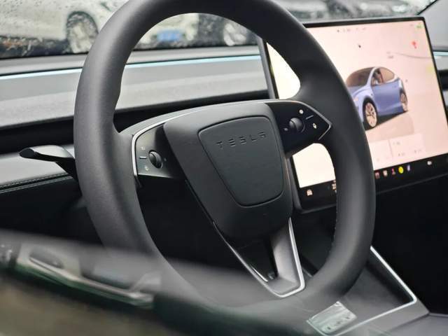 将特斯拉砍成“铁皮房”的<strong></p>
<p>p2p网贷理财</strong>，是马斯克新的万亿对赌协议