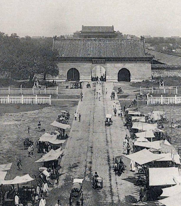 今天是故宫博物院百岁生日<strong></p>
<p>p2p网贷理财</strong>,让我们回顾她这一百年的史诗