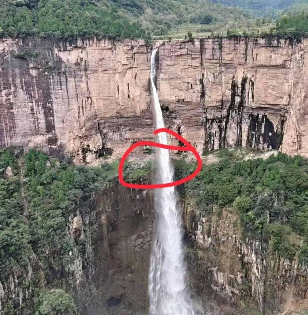 噩耗传来！王某某已确认身亡<strong></p>
<p>哪家银行理财产品</strong>，遗体在3米深潭下被找到