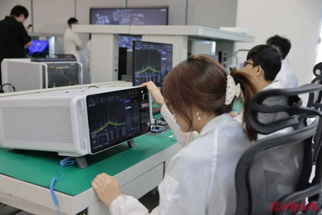 突破封锁<strong></p>
<p>哪家银行理财产品</strong>!国产!!可满足3-5nm芯片需求!!!