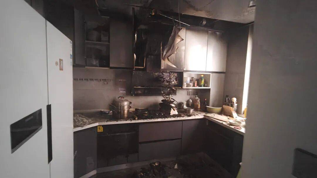 以案为鉴 | 家中起火前<strong></p>
<p>哪家银行理财产品</strong>,他们都曾接到一通电话……