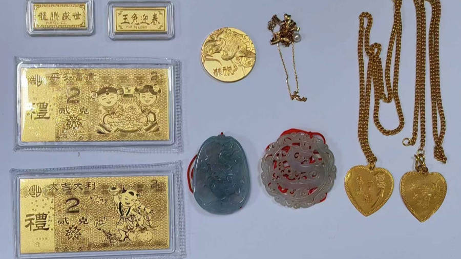 急！女儿帮母亲大扫除扔掉50万元黄金首饰，民警4小时找回