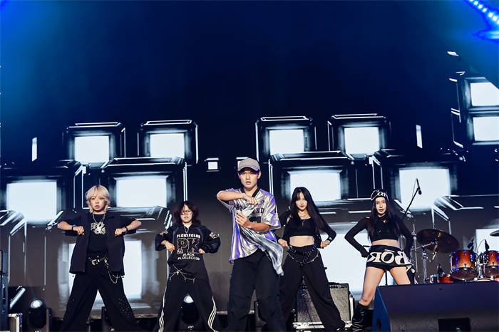 活力唱响青春经济<strong></p>
<p>理财7天</strong>,第四届青春上海大学生音乐节绽放南上海科创中心