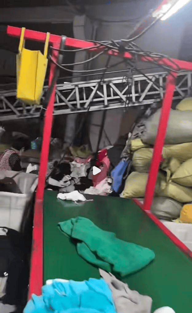 江西一女生误卖奶奶藏有13万元黄金首饰的旧衣<strong></p>
<p>6万理财</strong>,回收站:没安装监控没发现金器,分拣工人是临时工