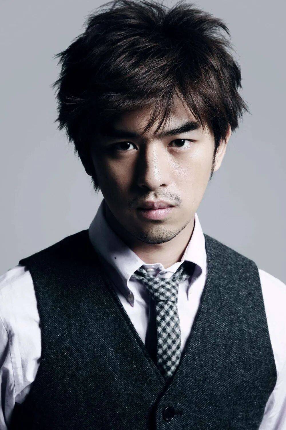 演员贾静雯回应修杰楷被拘提:震惊不已<strong></p>
<p>6万理财</strong>,孩子目睹父亲被上铐受惊吓