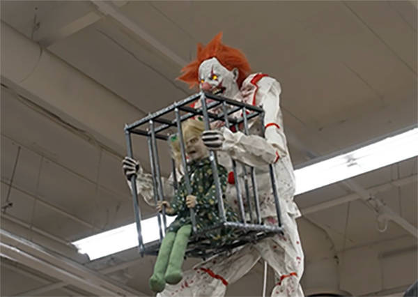 美国人正度过一个“没了中国货、最恐怖”的万圣节<strong></p>
<p>银宝理财</strong>,白宫发言人却仍嘴硬