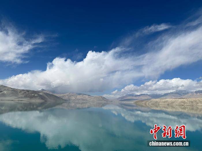 台湾IP涌入《没出息》评论区:<strong></p>
<p>银宝理财</strong>我在台湾我要回家