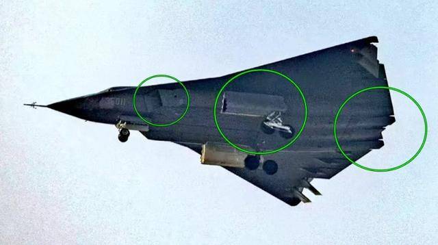 “歼-36”二号机曝光<strong></p>
<p>理财通下载</strong>,多个设计被调整,中美六代机进展高下立判