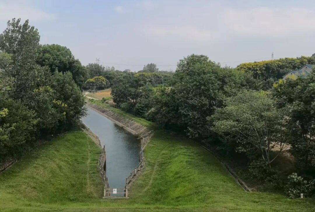 全省首单<strong></p>
<p>理财会议</strong>!荆州向湖南“快递”了1000万立方米水!