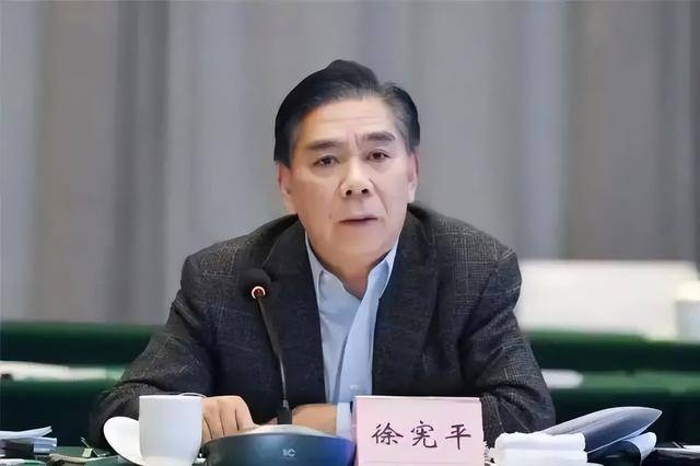 中央候补委员方红卫任上落马!上周<strong></p>
<p>小龙理财</strong>,中央批准开除3“虎”党籍