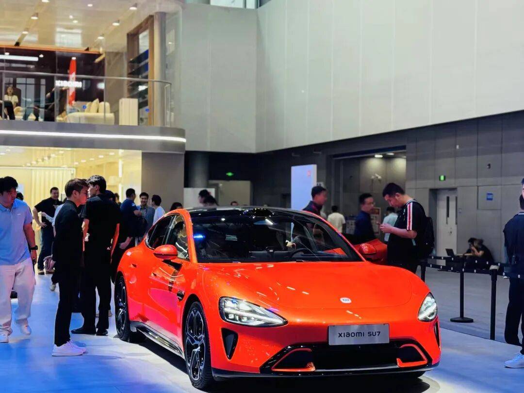 小米SU7常州再起火<strong></p>
<p>财猪理财</strong>!车主称“锂电池未及时取出”