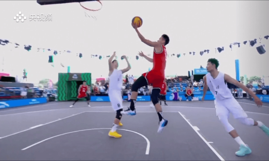 全运会男子三人篮球赛<strong></p>
<p>财猪理财</strong>,陈国豪、周泽源代表广东队出战,战胜江苏队取得开门红!
